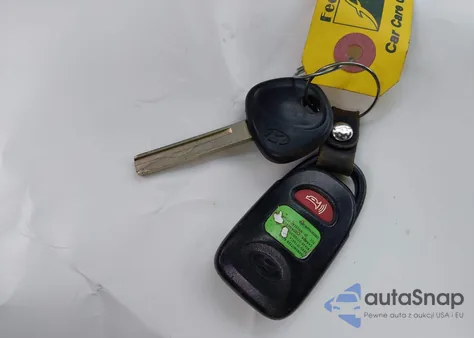 2016 Hyundai Veloster z USA, uszkodzony, nr VIN KMHTC6AD2GU301831